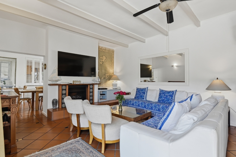 5 Bedroom Property for Sale in Constantia Western Cape